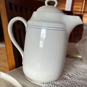HP 🎉 Crown Nouveau Nightwinds coffee pot with blue stripes -rare